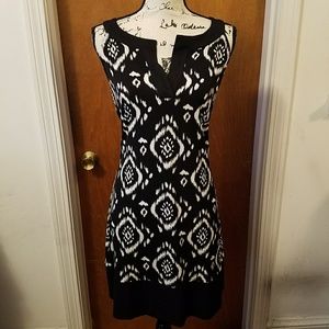 Black and White Tribal Print WHBM Sheath Dress